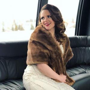 Meet your Posher, Brooke